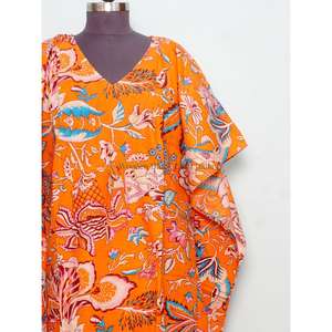 Caftán indio hecho a mano de algodón para mujer, vestido largo maxi con cuello en V, pareo largo de playa, ropa de dormir con estampado étnico hecho a mano. - Product Image 2