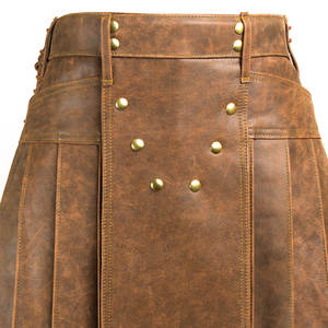 Ropa Utilitaria Moderna Personalizada para Hombre, Kilt Escocés de Cuero Marrón a la Moda - Product Image 4