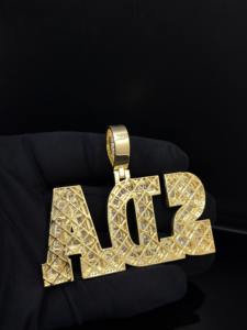 Pendentif Couronne Éternelle Unisexe Plaqué Argent Style Hip Hop avec Diamants CZ Effet Glacé de Qualité Supérieure The Ice Legacy - Product Image 4