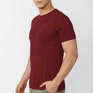 T-shirt pour homme en bleu marine, col rond, manches courtes, coupe ajustée, uni, décontracté, tricoté, respirant, séchage rapide, 320g, avec logo sur le devant, OEM ODM - Product Image 2