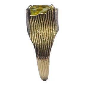 Anillo de cóctel vintage en oro amarillo con piedra de topacio engastada en punta para uso diario, estilo unisex. - Product Image 5
