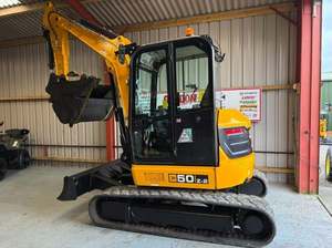Mini-excavatrice JCB 50Z-2 d'occasion, 2023, 5 tonnes, avec 3 godets (ensemble complet) Poids : 10 583 lb, Puissance du moteur : 48 CV - Product Image 5