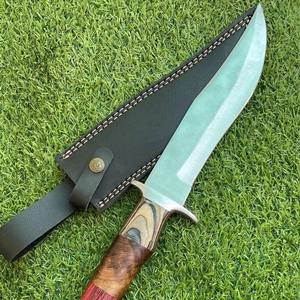 Couteau de chasse Bowie en acier au carbone, bord partiellement dentelé, manche en bois, pour camping et randonnée en extérieur, garantie 3 ans - Product Image 1