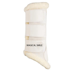 Botas de cepillado para caballos de alta calidad, altamente suaves, que ofrecen protección óptima, y botas de cepillado blancas con malla transpirable. - Product Image 3