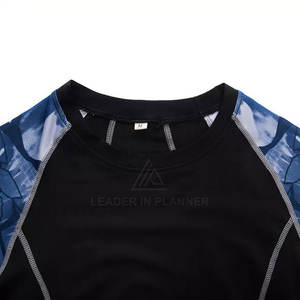 เสื้อคอมเพรสชั่นผู้ชายขายดีทันสมัย เสื้อผ้าออกกำลังกายยืดหยุ่น เสื้อคอมเพรสชั่นผู้ชาย - Product Image 3