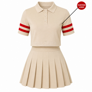 Ensemble 2 pièces style preppy Cosh International Sisterhood Sorority : haut polo court à rayures rouges et jupe plissée, pour le printemps et l'été - Product Image 4