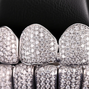 Juego de Grillz Bicolor con Incrustaciones de Circonita Cúbica de Lujo, Joyería Dental Estilo Hip Hop, Accesorio de Moda - Product Image 5