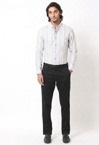 เสื้อเชิ้ตผู้ชายสไตล์คลาสสิค ลายทาง ระบายอากาศได้ดี ผ้าฝ้าย 100% แขนยาว ติดกระดุม สำหรับฤดูร้อน รับผลิตแบบ ODM - Product Image 2