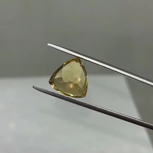 ซิทรินสีทองธรรมชาติ 9 มม. ทรงทริลเลียนคัท คุณภาพดีที่สุด พลอยเม็ดเดี่ยวสำหรับทำเครื่องประดับ - Product Image 2