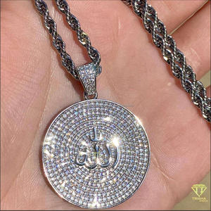 Pendentif religieux haut de gamme serti de diamants pour hommes et femmes, avec diamants de laboratoire sertis à la main - Product Image 4