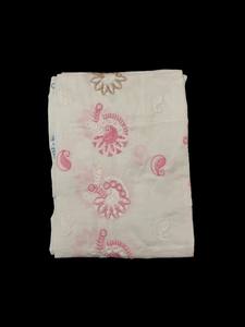 Tissu en coton blanc très demandé avec broderie paisley rose et blanche, motif Buti brodé sur toute la surface, idéal pour robes et artisanat - Product Image 5