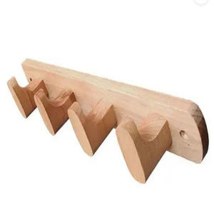 Optimisez l'organisation de votre maison avec ce porte-manteau mural minimaliste en bois naturel, un mélange parfait de simplicité. - Product Image 1