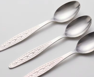 Ensemble de cuillères en métal minimaliste, finition miroir haute brillance, résistant à la rouille, idéal pour le camping, la vaisselle et les repas. - Product Image 4