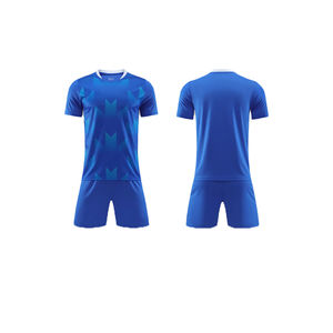 Uniforme de Fútbol Personalizado Directo de Fábrica, 100% Poliéster Transpirable, Talla Grande para Adultos, Secado Rápido, Protección UV, Antibacteriano - Product Image 4
