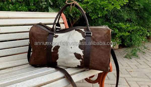 Sac à bagages à poils en cuir de vachette véritable Sac polochon de voyage Weekender en cuir véritable - Product Image 4