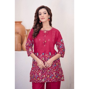 Ensemble coordonné deux pièces en coton imprimé pour femmes - Tenue assortie - Product Image 3