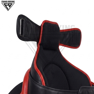 Protège-jambes de boxe personnalisables noirs et rouges durables à prix de gros, protection renforcée contre les chocs et finition élégante - Product Image 3