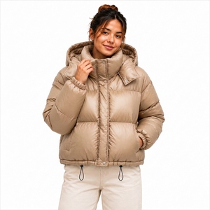 Veste matelassée d'hiver chaude à capuche zippée pour femme, coupe courte personnalisée, décontractée, coupe-vent - Product Image 1