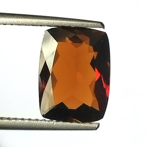 Saphirs naturels facettés en forme de coussin, taille brillant, couleur miel, de Sapphire Gems International |   Tourmaline rouge de Zambie, pierre précieuse de 2,75 carats - Product Image 3