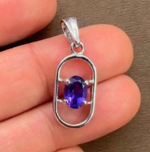 Colgante de amatista de corte ovalado chapado en rodio de plata de ley, moderno, al por mayor, hecho a mano, minimalista, regalo para ella, joyería de febrero - Product Image 3