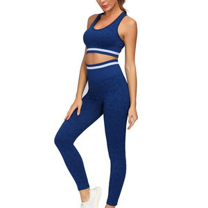 Ensemble de yoga pour femmes, best-seller, vêtements de sport et de fitness, coupe ajustée, grandes tailles, leggings imprimés à motif uni, short à logo à la taille, meilleur prix - Product Image 1