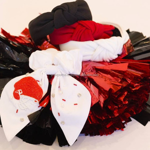 Chouchou pour cheveux pour femme, fait main, écologique, avec motif casque de football perlé, broderie personnalisée, sequins et élastique, pour le jour du match - Product Image 2