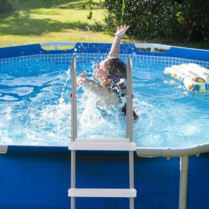 Scala per Piscina Grigio Ferro da 52 Pollici con 4 Gradini e Corrimano Bianco, Scala Robusta per Spa per Sport Acquatici all'Aperto - Product Image 3