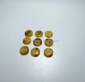 Boutons finis en corne de buffle naturelle, faits à la main, accessoires de vêtements et de mode - Product Image 3