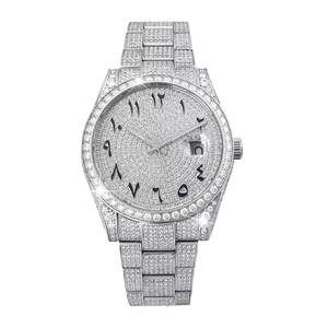 Montre pour homme en or rose avec cadran romain, entièrement sertie de diamants Moissanite, mouvement automatique 22 carats, fabriquée à la main par un exportateur indien. - Product Image 4