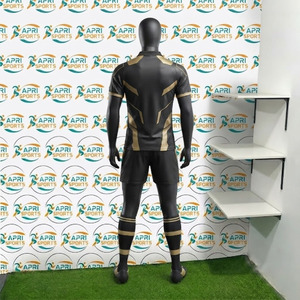 Uniformes de Rugby Sublimados de Alta Calidad Hechos a Medida para Hombre, Tallas Grandes, Transpirables, con Tela de Secado Rápido, Colores y Logotipo Personalizados - Product Image 3