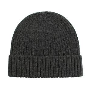 Bonnet en acrylique doux, tricoté, tendance, de haute qualité - Product Image 4