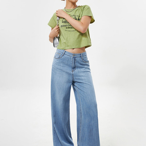 T-shirt court imprimé de qualité supérieure pour femme, coupe régulière, personnalisable, style streetwear - Product Image 4