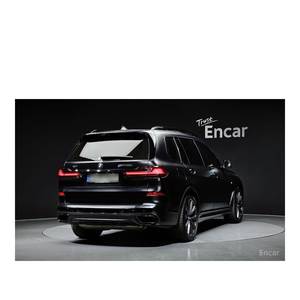 BMW X7 M50i Frozen Black Edition Novembre 2021 6 places avec volant à gauche, boîte de vitesses automatique et caméra de recul 71 730 km - Product Image 2