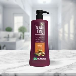 แชมพูสมุนไพรธรรมชาติ450มล. ดูแลหนังศีรษะอ่อนโยนป้องกันรังแคเสริมความแข็งแรงของรากให้ความชุ่มชื้นแก่ผมแห้งส่งเสริมให้ผมนุ่มสลวย - Product Image 3