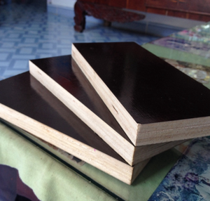 Eco-Friendly 1220x2440x18mm 4X8ft <b>Black</b> Brown Film Faced Plywood Best Price Melamine Phenolic Board Vietnamese Factory - Product Image 1
