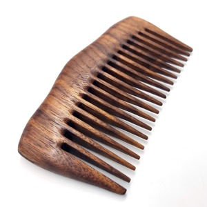 Peine de Madera Natural Hecho a Mano, Ecológico, Moderno, Personalizable para Uso Diario - Product Image 5