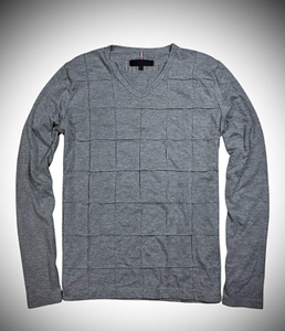 Camiseta de Manga Larga Personalizada para Hombre, 280 GSM, Diseño a Cuadros, 100% Algodón, Cuello en V, Borde Crudo, Estilo Urbano, Corte Ajustado - Product Image 1