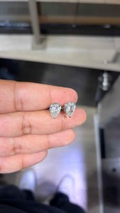 Boucles d'oreilles clous en diamant taille poire, sertissage griffe, classiques, unisexes, à visser, bijoux élégants, cadeau pour femmes et hommes, pour le quotidien, les fêtes, luxe - Product Image 5