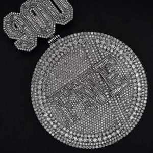 Pendentif rond en moissanite, breloque inspirée de la crypto-monnaie, micro-pavé de pierres baguette, bijou pour collier chaîne - Product Image 2