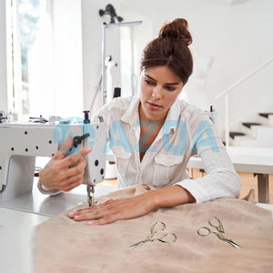 Ciseaux à broder en acier inoxydable doré en forme de cigogne, 3,6 pouces, avec lames fines et pointues pour la couture, la broderie et l'artisanat - Product Image 5