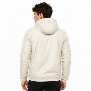 Veste coupe-vent décontractée pour homme, légère, imperméable, en polyester, avec logo personnalisé de haute qualité, idéale pour la course en extérieur - Product Image 5