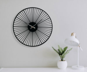 Modern <b>Large</b> Metal Wall <b>Clock</b> Silent Sunburst Black Iron Decorative Wall Watch Custom Wholesale Luxury Home Living Room Decor - Product Image 1