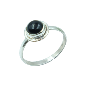 Anillo de Plata de Ley 925 con Ónix Negro Natural, Anillo Hecho a Mano con Cabujón Redondo, Joyería Minimalista para Mujer, Regalo de Navidad - Product Image 1