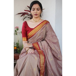 ชุดผ้าไหมผ้าแพรสีทองชุดสวย - Product Image 1