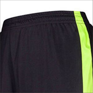 ชุดฟุตบอลคุณภาพสูงแบบกำหนดเองได้ สำหรับผู้เล่นทุกเพศทุกวัยในช่วงฤดูร้อน พร้อมชื่อทีมและชื่อผู้เล่น ชุดฟุตบอลผ้าโพลีเอสเตอร์ 100% แห้งเร็ว - Product Image 5