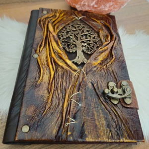 Carnet en cuir miniature artisanal de qualité supérieure, design artistique 3D en relief Arbre de Vie, écologique, spirale, papier A5, compatible crayon, cadeau - Product Image 4