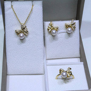 Conjuntos de Joyería Fina de Lujo Clásico, Collar y Pulsera de Perlas de Agua Dulce con Cadena de Clavícula de Lujo Ligero, Accesorio de Perlas Naturales - Product Image 1