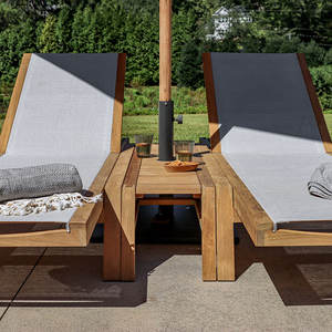 เตียงอาบแดดไม้สักพร้อมผ้าสลิง ทันสมัย เป็นมิตรกับสิ่งแวดล้อม ป้องกันรังสียูวี เหมาะสำหรับสระว่ายน้ำกลางแจ้ง สำหรับโรงแรมและวิลล่า - Product Image 4