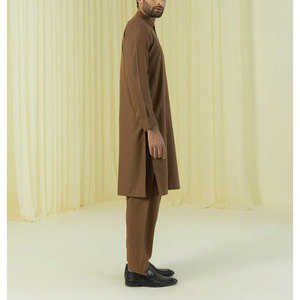 Shalwar Kameez traditionnel en coton pour homme, coupe ajustée, confortable et respirant, idéal pour les mariages et les événements spéciaux - Product Image 3