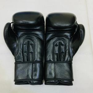 Guantes de boxeo profesionales Aiba Cuero de vaca Premium Kick Boxing MMA Entrenamiento Ligero Transpirable para tamaños de cierre - Product Image 3